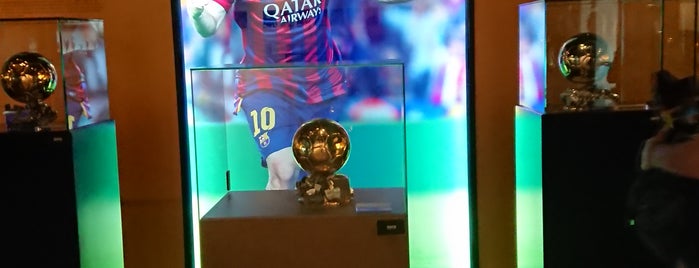 Museu Futbol Club Barcelona is one of Lieux qui ont plu à Mikhail.