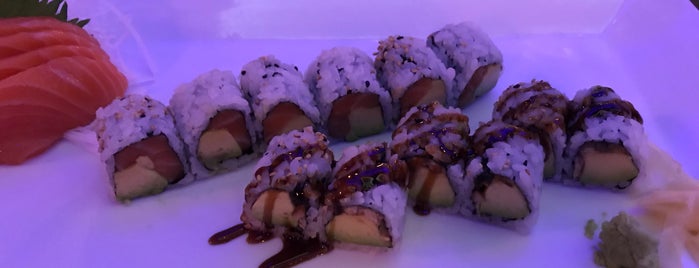 wasabi hibachi is one of Lynnさんのお気に入りスポット.