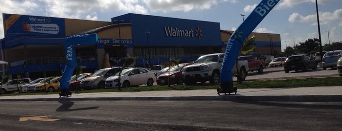 Walmart is one of Orte, die Fernando gefallen.