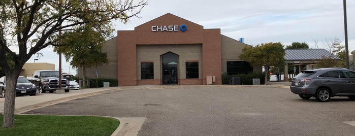 Chase Bank is one of Christopher : понравившиеся места.