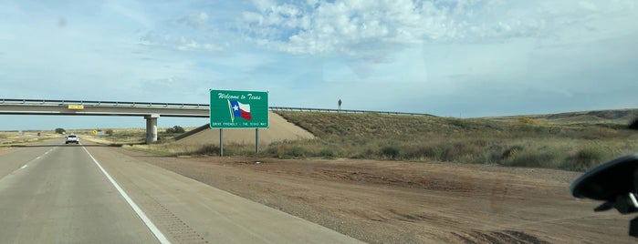Texas/New Mexico State Line is one of Christopher : понравившиеся места.