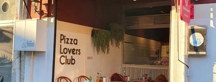 Pizza Lovers Club is one of Yemek.