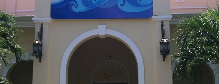 Casino Los Olas is one of David : понравившиеся места.