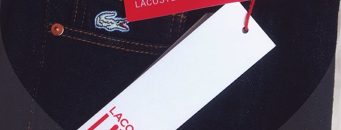 Lacoste is one of Stanisławさんのお気に入りスポット.