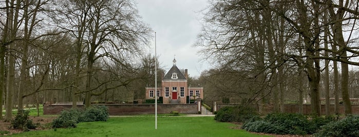 Landgoed Zuylestein is one of Utrecht-Rhijnauwen and nearby.