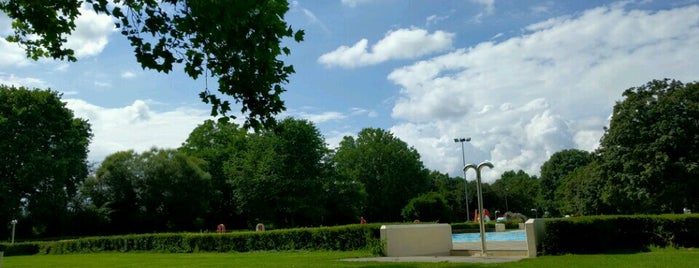 Freibad Rüppurr is one of Ruveydaさんのお気に入りスポット.