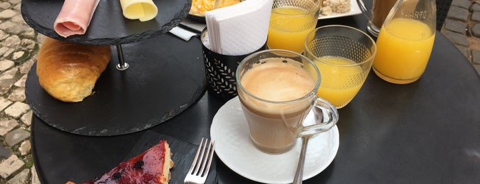 Café cultura portuguesa is one of Breakfast near alfama.