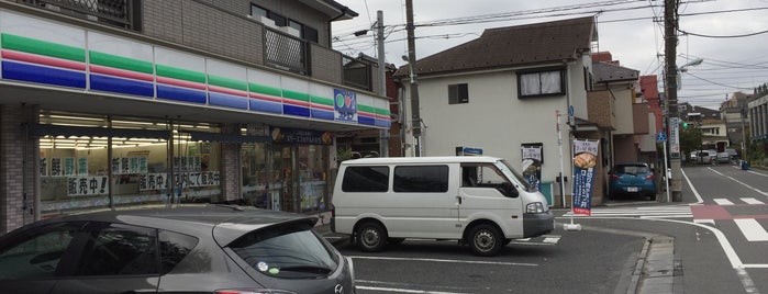 スリーエフ 板橋徳丸3丁目店 is one of 近所.