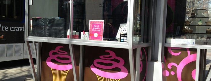 Gigi's Cupcakes Kiosk is one of Denver Food Trucks.