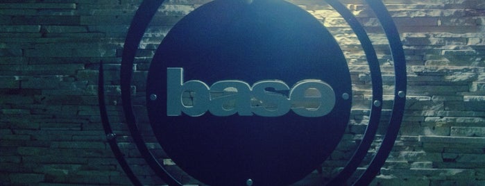 Base Esporte Bar is one of restaurantes.