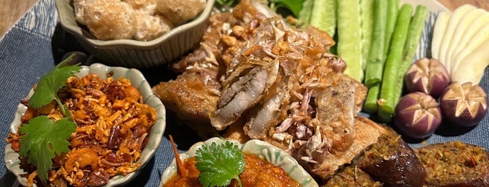 Thai NiYom Cuisine is one of Plwm'ın Beğendiği Mekanlar.