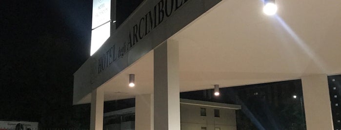 Hotel degli Arcimboldi is one of Marcioさんのお気に入りスポット.