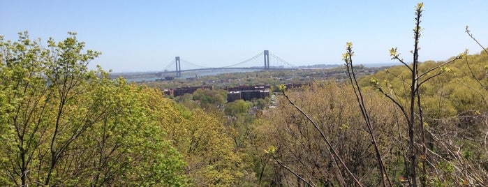 Wagner College Campus Hall is one of Hot Spots.