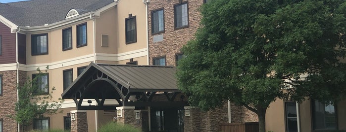Staybridge Suites Fort Worth West is one of สถานที่ที่ Deimos ถูกใจ.