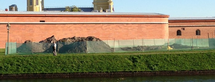 Peter and Paul Fortress is one of Замки и крепости России.