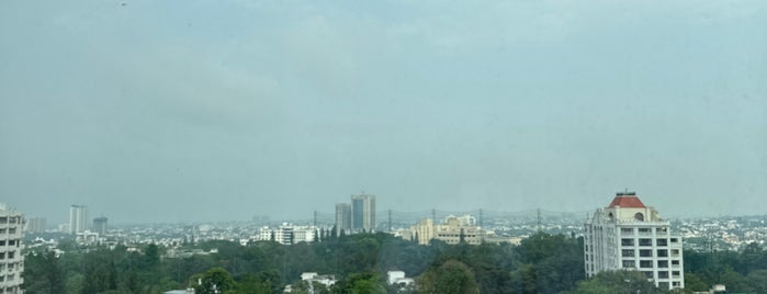 Shangri-La Hotel, Bengaluru is one of Travel.
