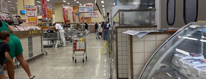 Supermercados Mundial is one of Supermercados.