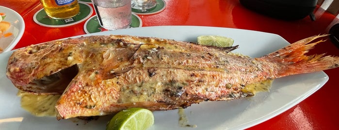 Lee's Roadside Grill is one of St. Maarten.