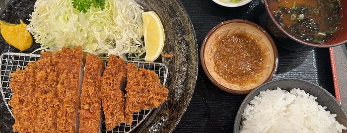 Tonkatsu Ginza Bairin is one of Places to try.