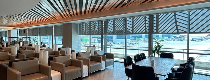 VIP Class Lounge is one of Lugares favoritos de Fady.
