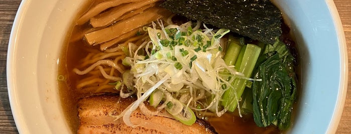 麺や 海心 is one of Restaurant(Neighborhood Finds)/RAMEN Noodles.