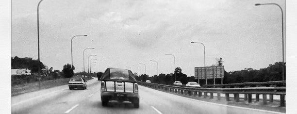 North South Expressway Central Link (ELITE) is one of Hello Putra Heights.