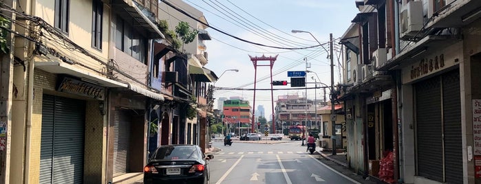 Bamrung Muang Road is one of Bangkok.