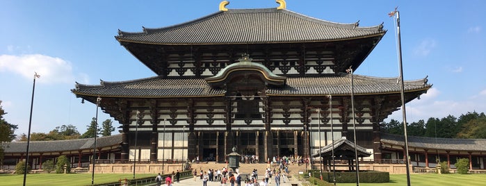 Daibutsu-den (Great Buddha Hall) is one of Jernej'in Beğendiği Mekanlar.