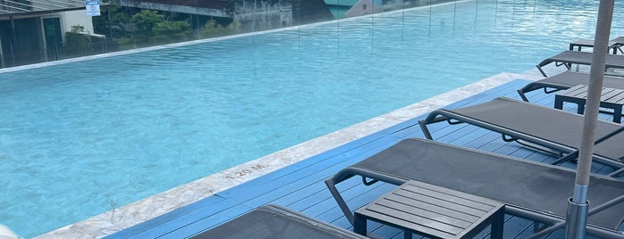 Rooftop swimming pool is one of Patong.