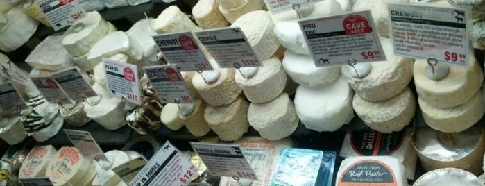 Murray's Cheese is one of NYC—v3.