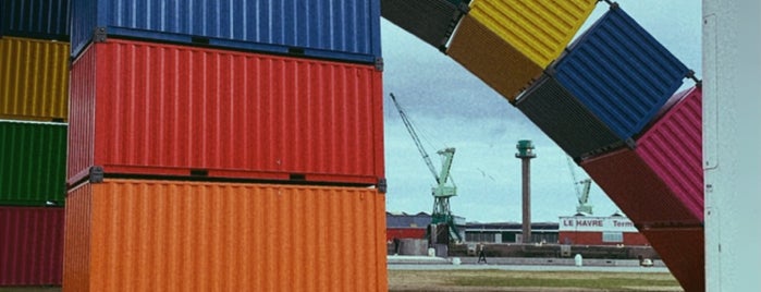 Catène de Containers is one of Visit in Le Havre.