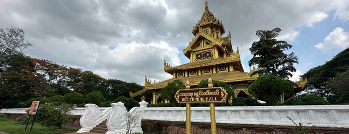 Kambawzathardi Golden Palace is one of Let's go to Yangon.