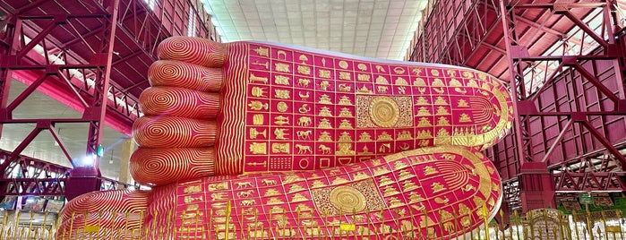 Chauk Htat Gyi Buddha Temple is one of Yangon - Myanmar.