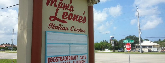 Mama Leone's is one of Tempat yang Disukai Robert.