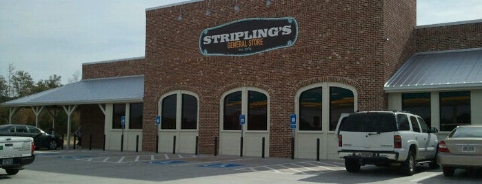 Stripling's General Store is one of สถานที่ที่ Edie ถูกใจ.