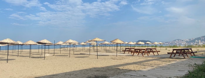 Giresun Belediye Plajı is one of Gezgin Karadeniz.
