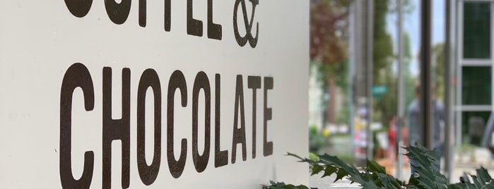 Intrigue Chocolate Company is one of Orte, die Jeff gefallen.