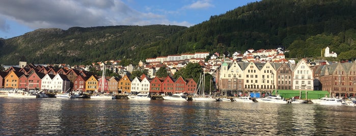 Bergen havn is one of Neil 님이 좋아한 장소.
