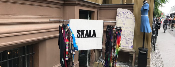 SKALA Fashion Gallery is one of berlín dagur 5.