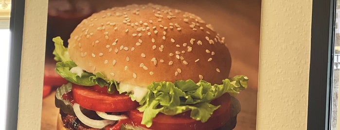 Burger King is one of Orte, die Tulin gefallen.