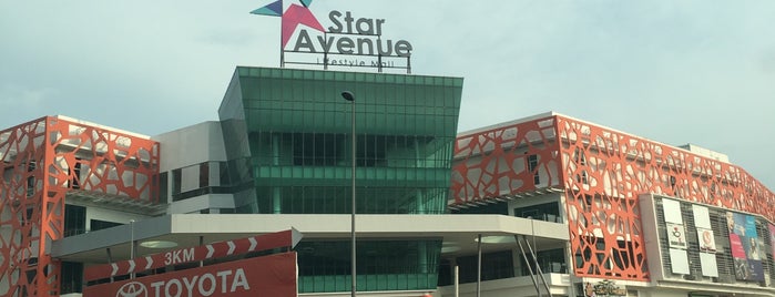 Star Avenue Lifestyle Mall is one of Shop here. Shopping Places #3.