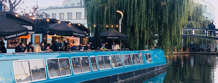 Camden Lock Market is one of LATさんのお気に入りスポット.