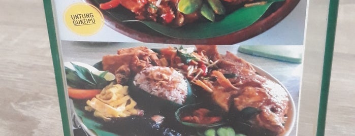 Gulai Kepala Ikan Pak Untung is one of My favorite Food Resto.