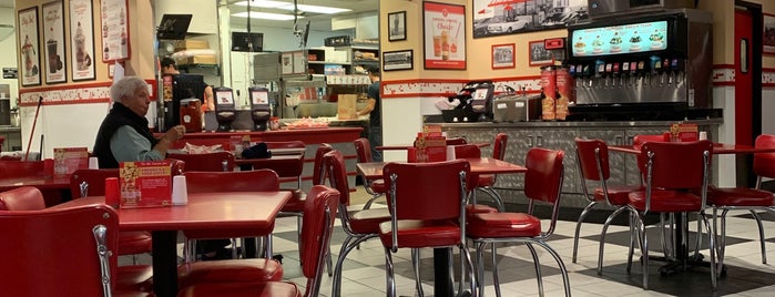Freddy's Frozen Custard and Steakburgers is one of Evansville, IN - Restaurants.