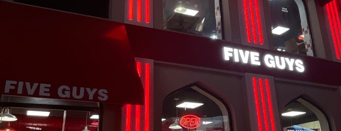 Five Guys is one of Дубай.