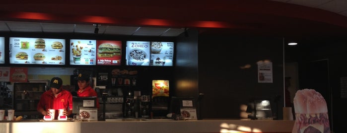 McDonald's is one of Orte, die JoseRamon gefallen.