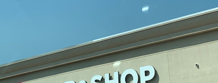 Super Stop & Shop is one of Stores.
