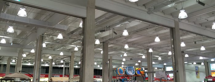 Costco Wholesale is one of Seoul ♥.