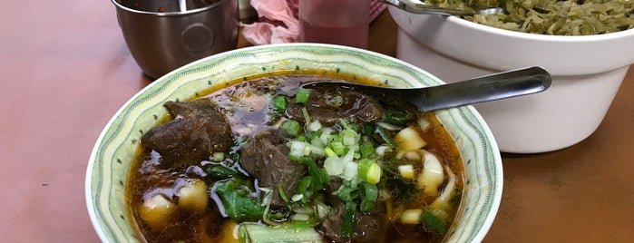 老黃原汁牛肉麵 is one of 口袋名單.