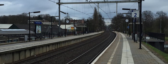 Station Arnhem Presikhaaf is one of Tjoeke tjoeke tjoek.